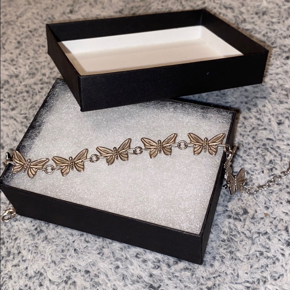 Bracelet